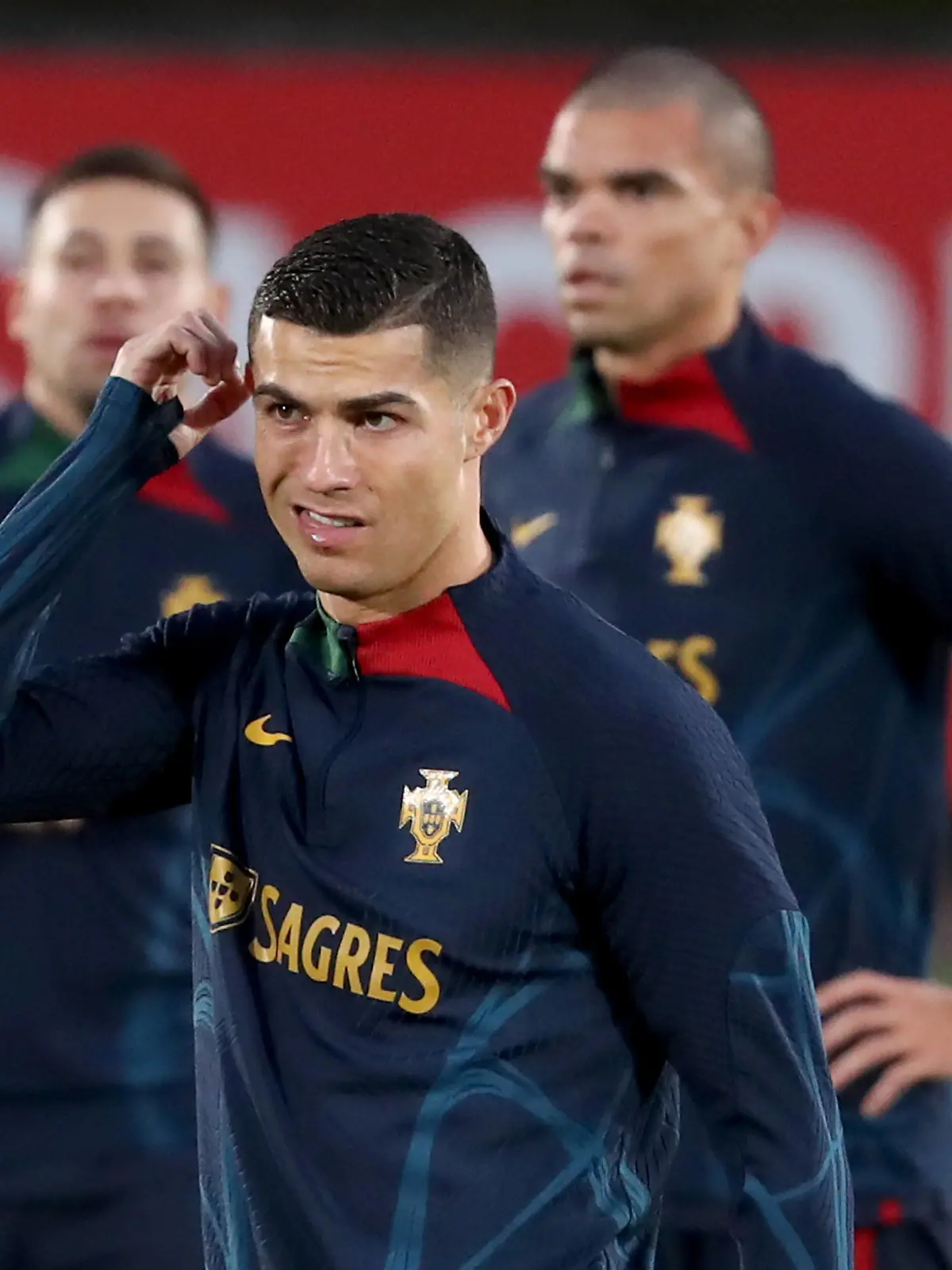 Portugal s football team training session ahead of Qatar 2022 World Cup Portugal s forward Cristiano Ronaldo attends a training session at Cidade do Futebol training camp in Oeiras, Portugal, on November 14, 2022, ahead of the Qatar 2022 World Cup football tournament. Oeiras Portugal PUBLICATIONxNOTxINxFRA Copyright: xPedroxFiuzax originalFilename:fiuza-portugal221114_nppZz.jpg 