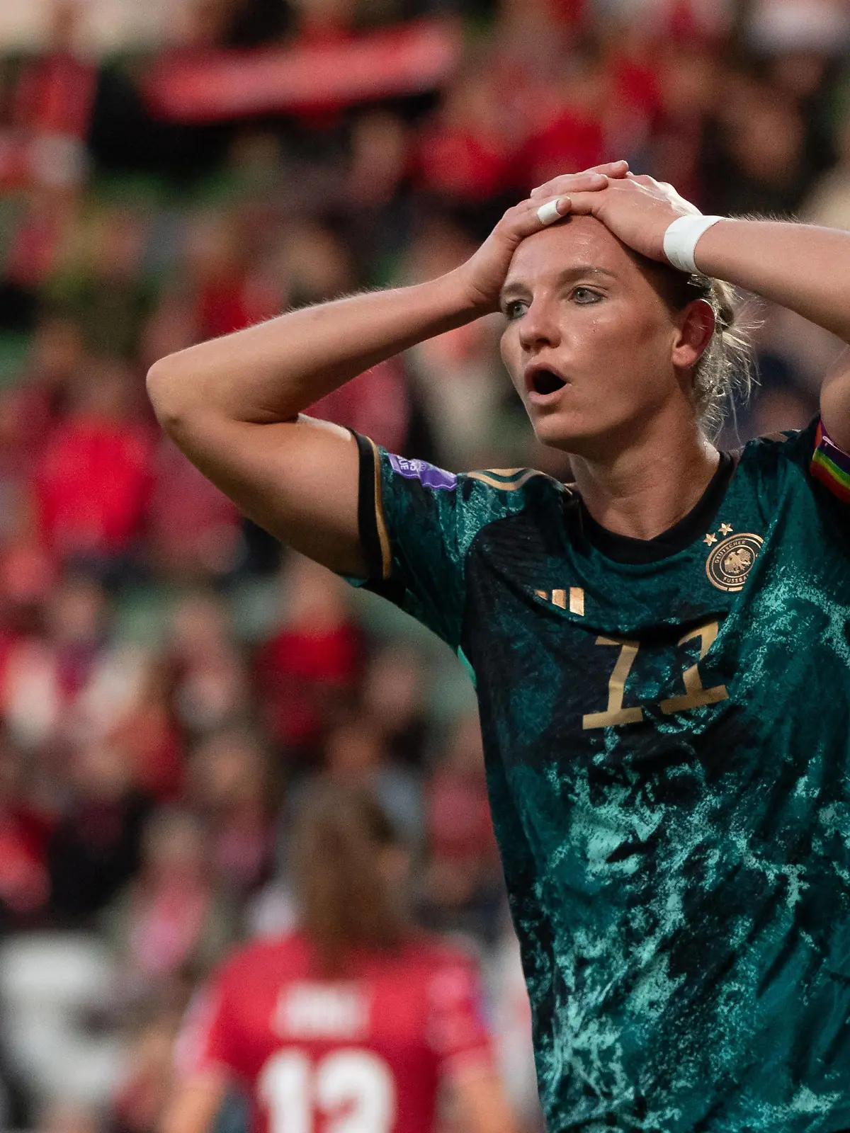 Alexandra Popp Deutschland, 11 aergert sich ueber eine vergebene Torchance, DEN, Daenemark vs Deutschland, UEFA Frauen Fussball Nations League, Liga A, 1. Spieltag, 22.09.2023 DEN, Daenemark vs Deutschland, UEFA Frauen Fussball Nations League, Liga A, 1. Spieltag, 22.09.2023 Viborg *** Alexandra Popp Germany, 11 upset over missed goal chance, DEN, Denmark vs Germany, UEFA Womens Nations League, League A, Matchday 1, 22 09 2023 DEN, Denmark vs Germany, UEFA Womens Nations League, League A, Matchday 1, 22 09 2023 Viborg Copyright: xEibner-Pressefoto/Memmlerx EP_MMR
