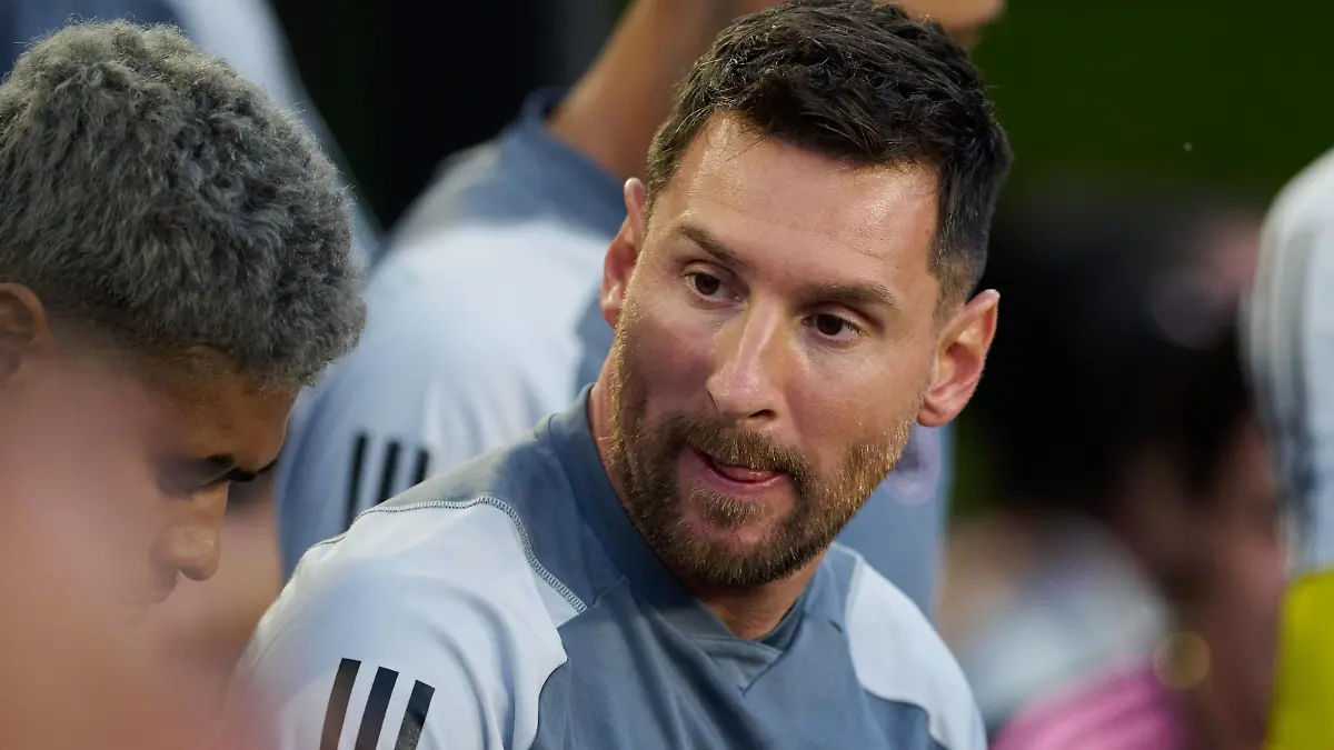 RECORD DATE NOT STATED Leagues Cup 2023 Cruz Azul MEX vs Inter de Miami USA Lionel Messi of Inter Miami during the game Cruz Azul vs Inter Miami, corresponding to the group stage of the Leagues Cup 2023, at DRV PNK Stadium, on July 21, 2023. brbr Lionel Messi de Inter Miami durante el partido Cruz Azul vs Inter de Miami, correspondiente a la fase de grupos de la Leagues Cup 2023, en el Estadio DRV PNK, el 21 de Julio de 2023. FORT LAUDERDALE FLORIDA ESTADOS UNIDOS PUBLICATIONxNOTxINxMEXxCHNxRUS Copyright: xDavidxLeahx 20230721193607_LC_23_CAZ_MIA_MESSI51