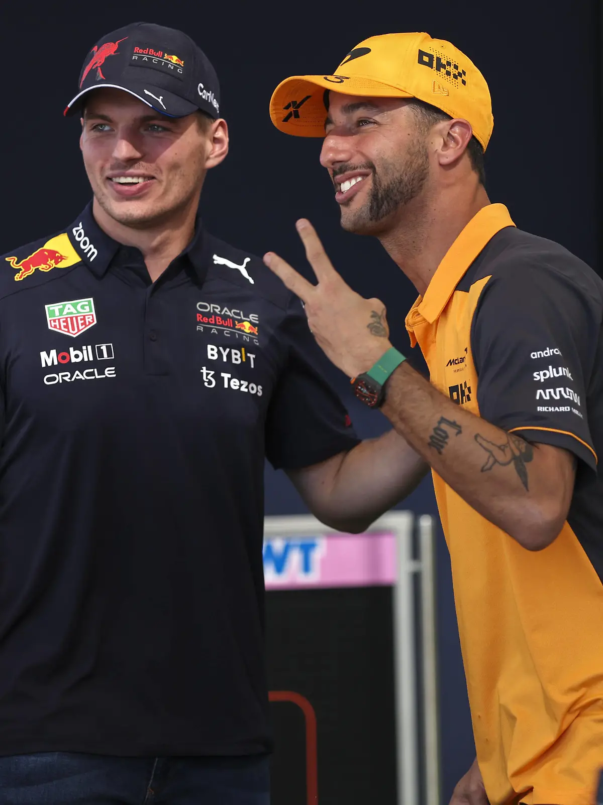 VERSTAPPEN Max ned, Red Bull Racing RB18, RICCIARDO Daniel aus, McLaren F1 Team MCL36, portrait during the Formula 1 Aramco United States Grand Prix 2022, 19th round of the 2022 FIA Formula One World Championship, WM, Weltmeisterschaft from October 21 to 23, 2022 on the Circuit of the Americas, in Austin, Texas - F1 - UNITED STATES GRAND PRIX 2022 DPPI/Panoramic PUBLICATIONxNOTxINxFRAxITAxBEL F12022GP19TEX_JK158113 