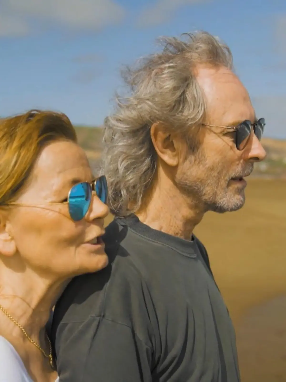 Bild zu: "Hier zeigt Wolfgang Petry seine Frau Rosie"