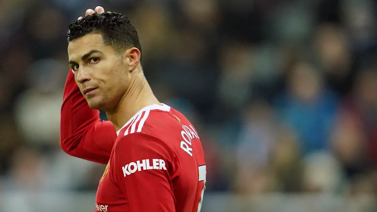ARCHIV - 27.12.2021, Großbritannien, Newcastle: Cristiano Ronaldo fühlt sich bei Manchester United verraten (zu dpa: «Ronaldo fühlt sich von Manchester United «verraten»») Foto: Jon Super/AP/dpa +++ dpa-Bildfunk +++