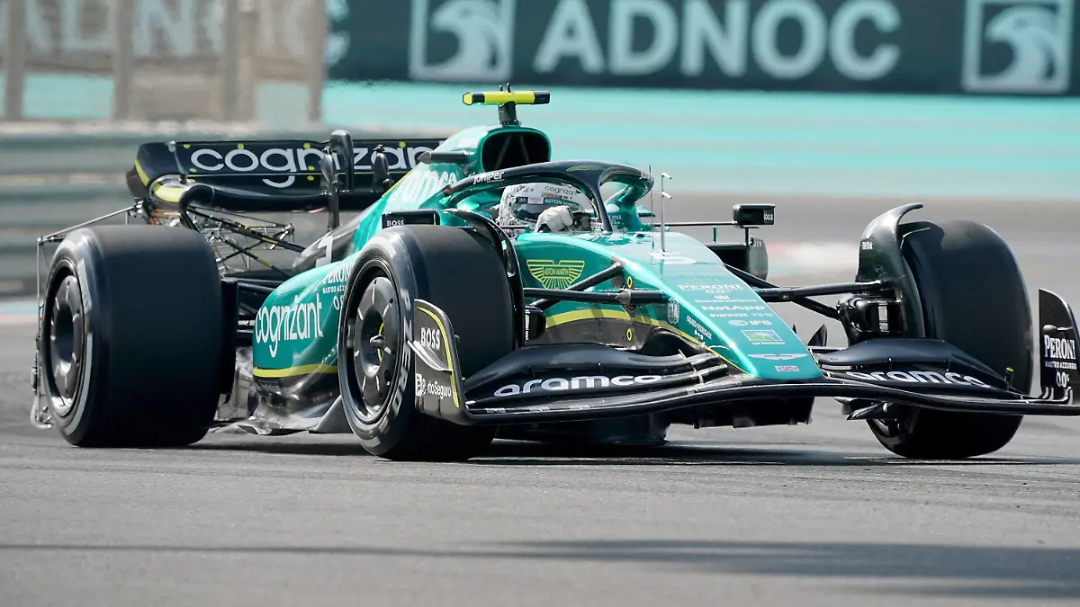FORMULA 1 ETIHAD AIRWAYS ABU DHABI GRAND PRIX 2022 / 18.11.2022, Yas Marina Circuit, Abu Dhabi, FORMULA 1 ETIHAD AIRWAYS ABU DHABI GRAND PRIX 2022 , im Bild Sebastian Vettel DEU, Aston Martin Aramco Cognizant Formula One Team. *** FORMULA 1 ETIHAD AIRWAYS ABU DHABI GRAND PRIX 2022 18 11 2022, Yas Marina Circuit, Abu Dhabi, FORMULA 1 ETIHAD AIRWAYS ABU DHABI GRAND PRIX 2022 , in picture Sebastian Vettel DEU , Aston Martin Aramco Cognizant Formula One Team nordphotoxGmbHx/xBratic nph00250