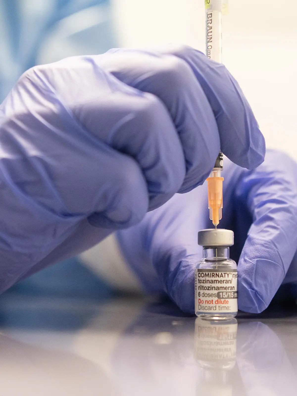 Bild zu: "Was man zum Booster mit Omikron-Vakzin wissen sollte"