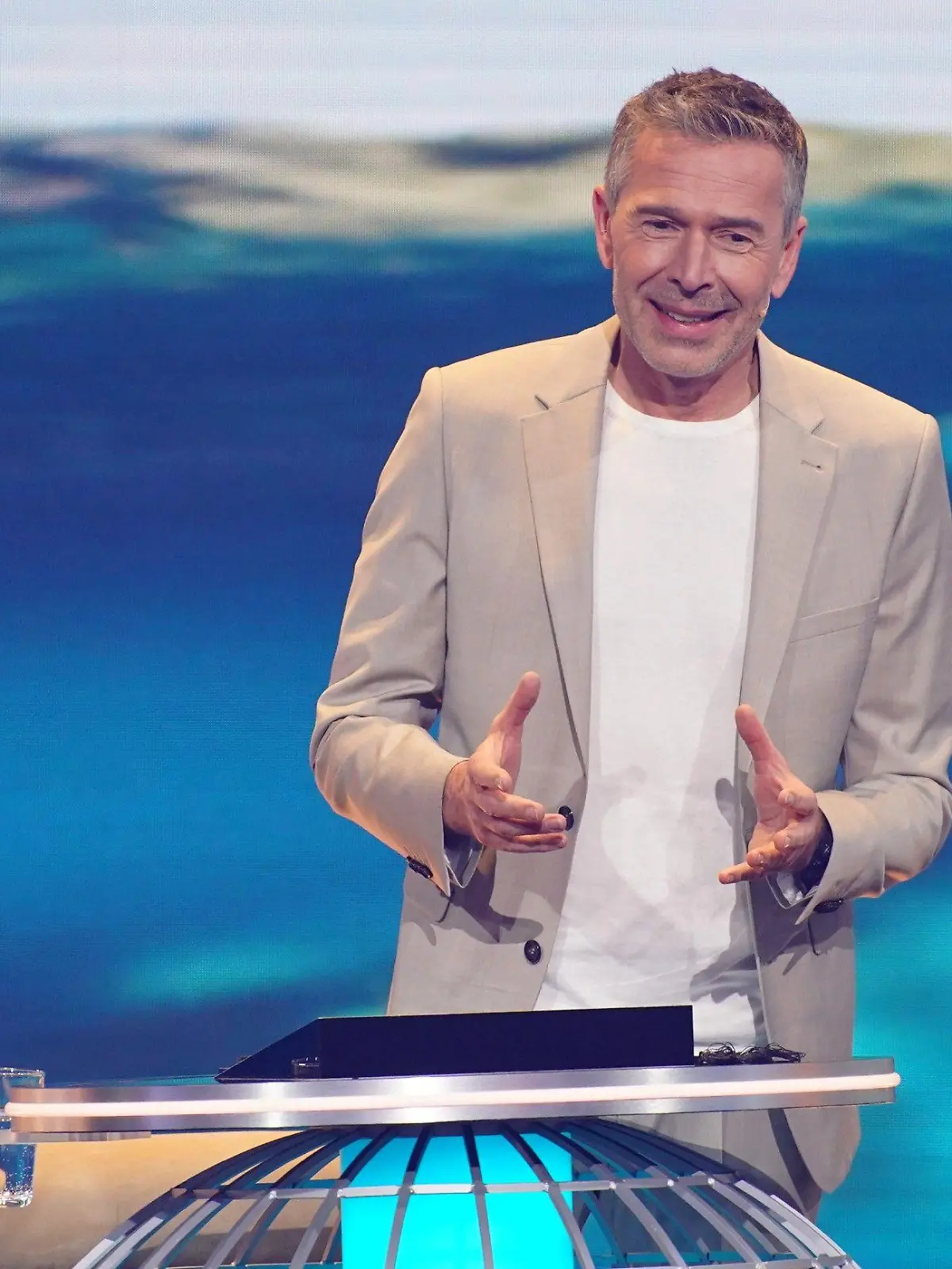 Experte Dirk Steffens.

Die Verwendung des sendungsbezogenen Materials ist nur mit dem Hinweis und Verlinkung auf RTL+ gestattet.