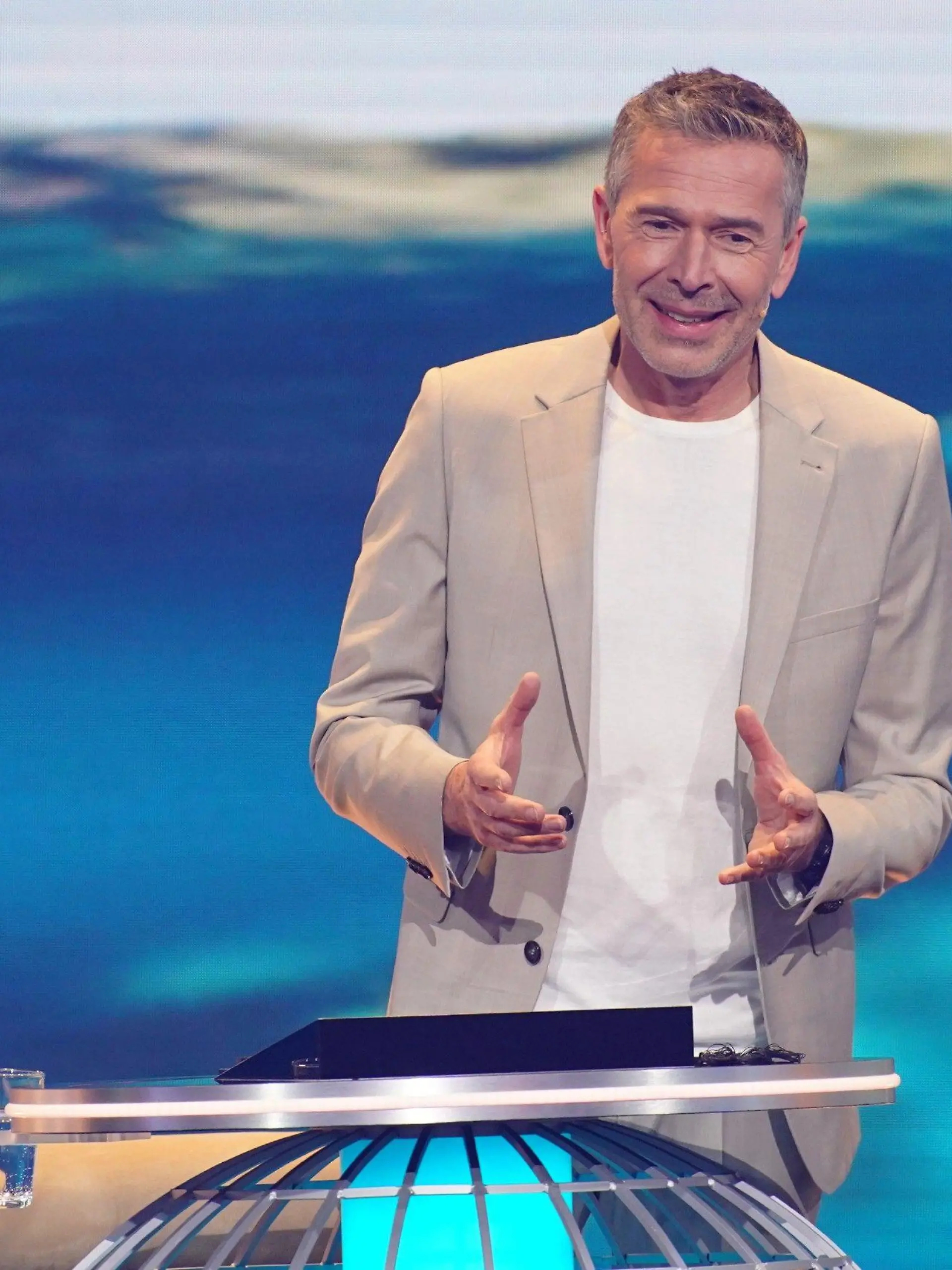 Experte Dirk Steffens.

Die Verwendung des sendungsbezogenen Materials ist nur mit dem Hinweis und Verlinkung auf RTL+ gestattet.