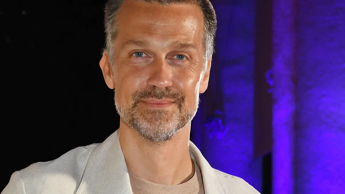 Wayne Carpendale beim UFA Reception Event am 26.06.2023 im Rahmen vom Filmfest Muenchen UFA Reception beim Filmfest Muenchen 2023 *** Wayne Carpendale at the UFA Reception Event on 26 06 2023 at Filmfest Muenchen UFA Reception at Filmfest Muenchen 2023 PUBLICATIONxINxGERxSUIxAUTxONLY