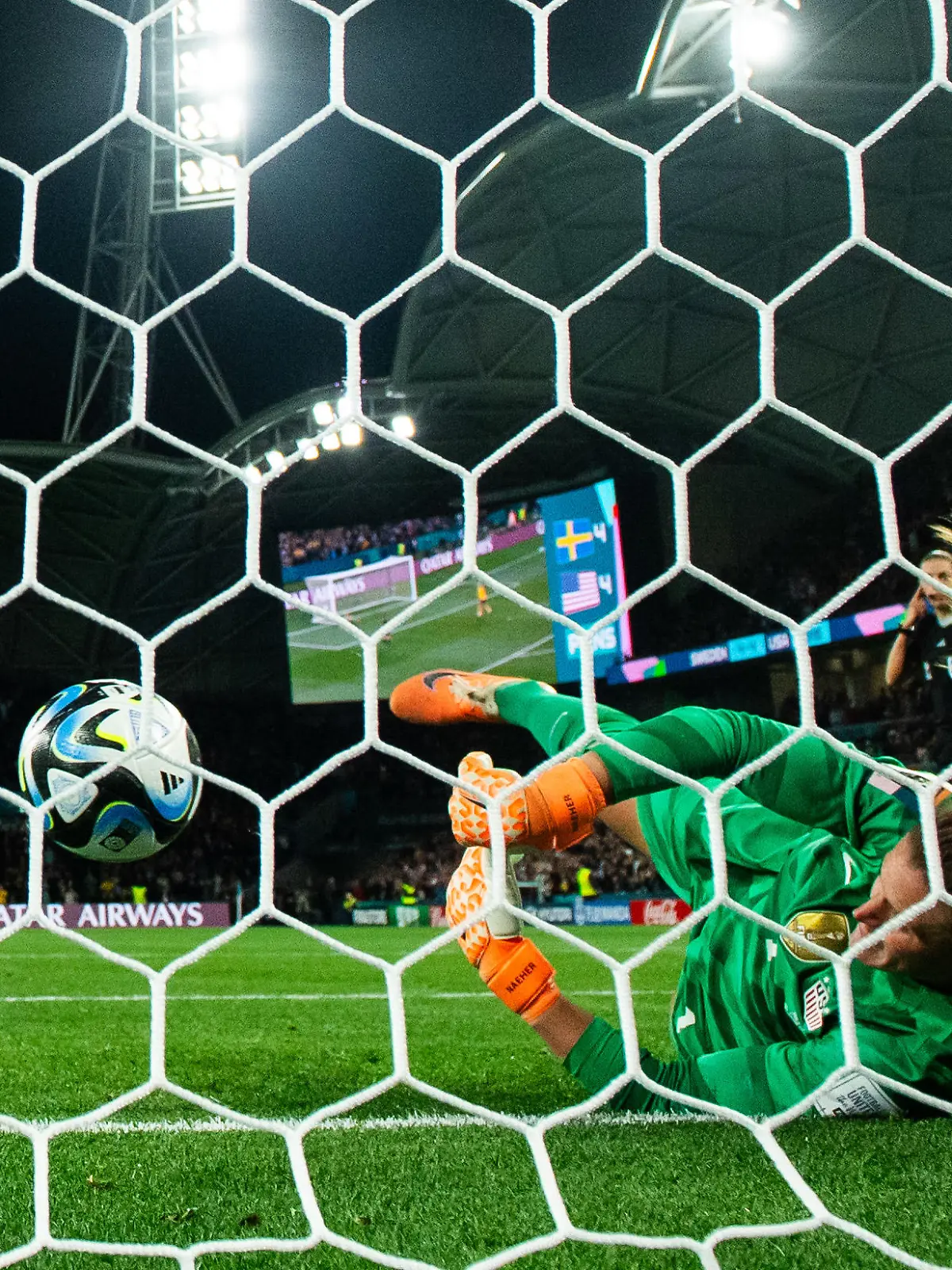 FIFA Frauen WM 2023 in Australien & Neuseeland - August 6, 2023, Melbourne, Australia: 230806 Lina Hurtig of Sweden scores the decisive goal behind goalkeeper Alyssa Naeher of USA during the penalty shoot out during the FIFA Women's World Cup round of 16 football match between Sweden and USA on August 6, 2023 in Melbourne. .Photo: Mathias Bergeld / BILDBYRÃN / kod MB / MB0674.fotboll football soccer fotball fotbolls-vm vÃ¤rldsmÃ¤sterskap vm fifa womens world cup Ã¥ttondelsfinal round of 16 sverige a sweden usa 18 dam bbeng verdensmesterskap fotball vm kvinner women (Credit Image: © Mathias Bergeld/Bildbyran via ZUMA Press) / action press