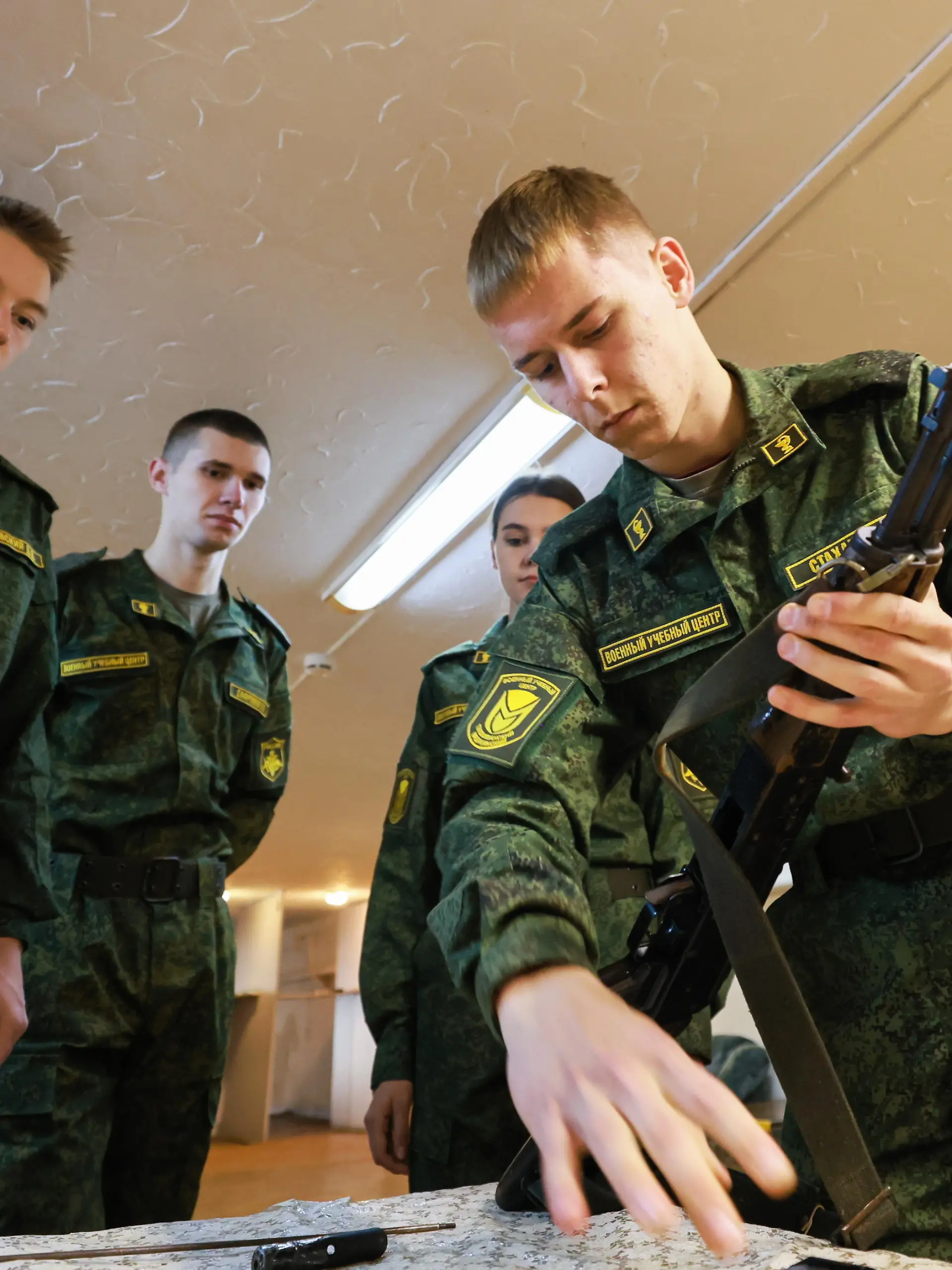 Russia. Vladivostok. OCTOBER 17, 2022. First year students of the military training centre at the Pacific State Medical University undergo firearm training at the university's indoor firing range. Yuri Smityuk/TASS / action press