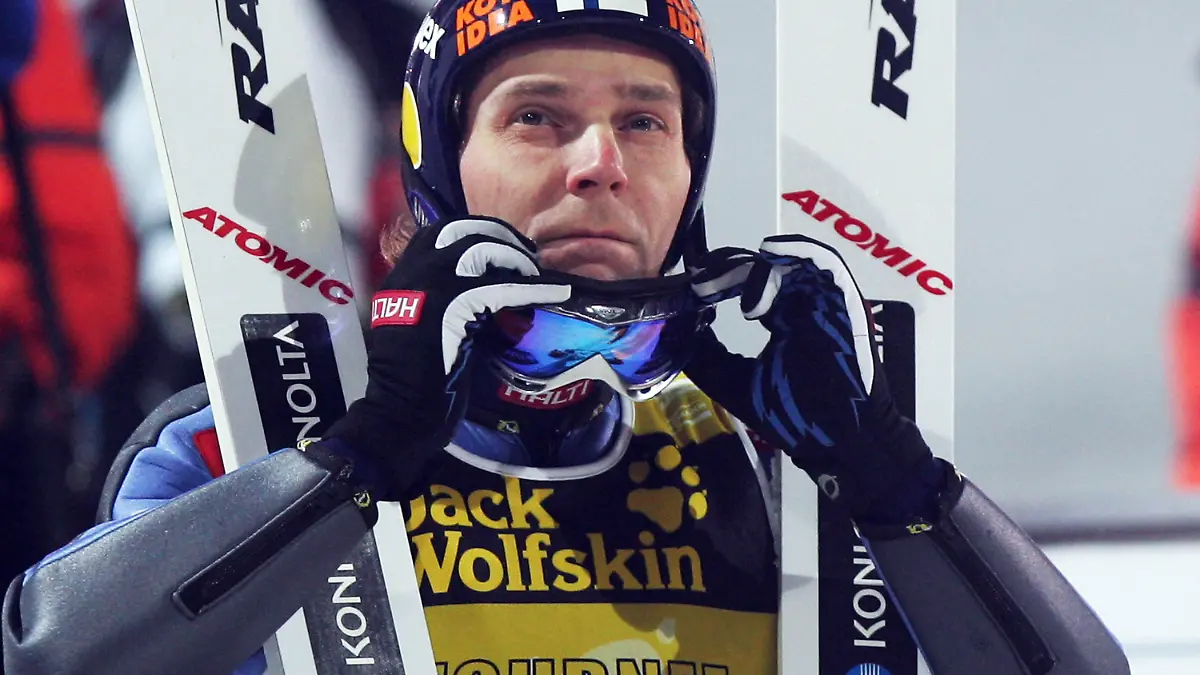 BISCHOFSHOFEN, AUSTRIA - JANUARY 06: Janne Ahonen of Finnland celebrates during the fourth round of the FIS Ski Jumping World Cup event at the 56th Four Hills Ski Jumping Tournament on January 06, 2008 in Bischofshofen, Austria. (Photo by Patrik Stollarz/Bongarts/Getty Images)
