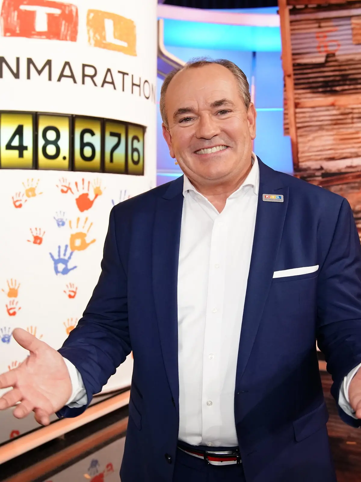 Das Finale des RTL-Spendenmarathon 2021: Rekord! Wolfram Kons freut sich über mehr als 22,4 Millionen Euro.