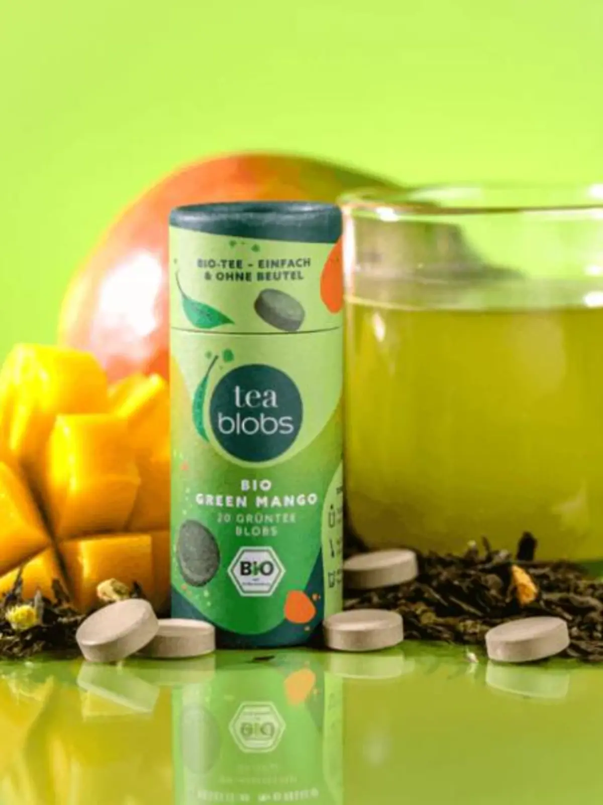 TeaBlobs Tee-Tabletten Green Mango mit durchsichtiger Tasse