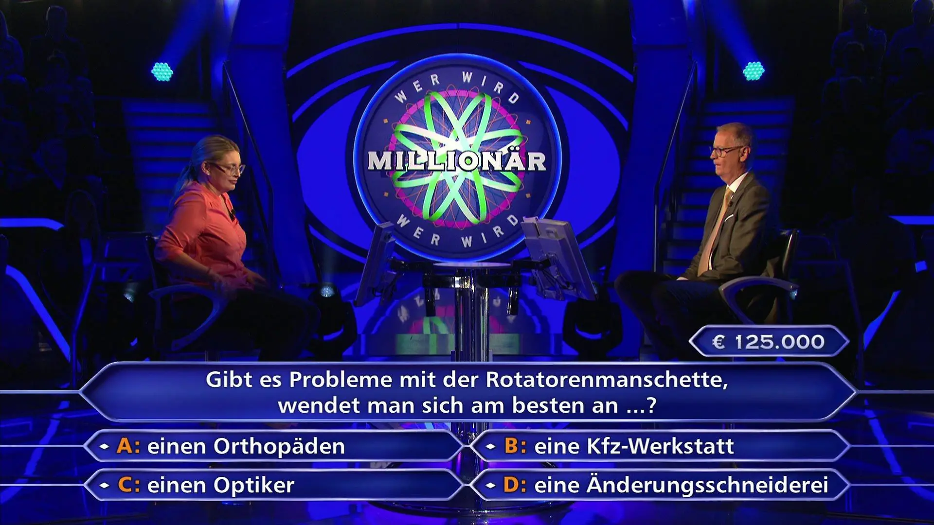 Wirklich gut gespielt! Es ist die 125.000´-Euro-Frage und Günther Jauchs Kandidatin Jennifer Priewer hat noch immer ihren Telefonjoker zur Verfügung.