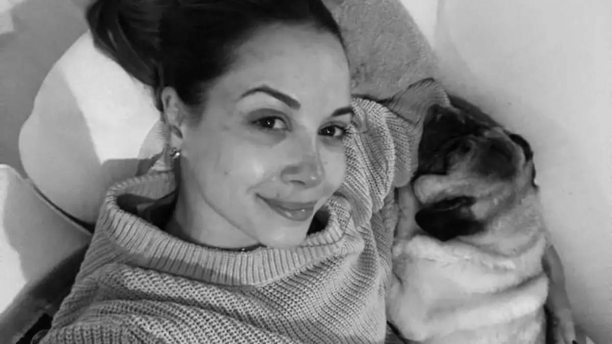 Mandy Capristo und Mops Capone.
