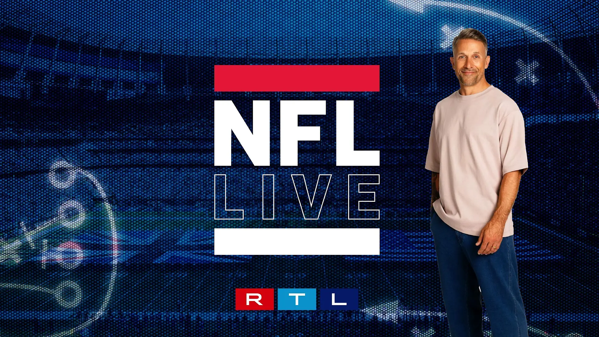 Die London Games der NFL werden von Florian Ambrosius live aus London moderiert. 

Die Verwendung des sendungsbezogenen Materials ist nur mit dem Hinweis und Verlinkung auf RTL+ gestattet.
