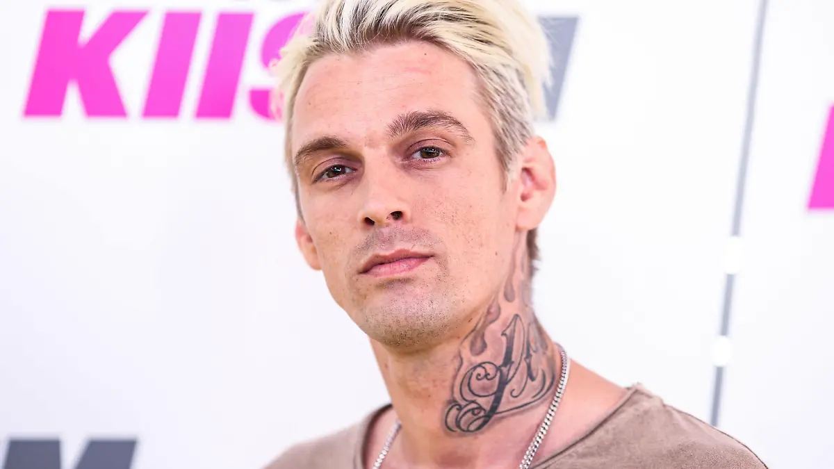 (FILE) Aaron Carter Dead At 34. Aaron Carter, a former child pop singer and younger brother of Backstreet Boys' Nick Carter was found dead on November 5, 2022. CARSON, CALIFORNIA, USA - MAY 13: American rapper, singer and actor Aaron Carter (Aaron Charles Carter) arrives at 102.7 KIIS FM's 2017 Wango Tango held at the StubHub Center on May 13, 2017 in Carson, California, United States. (Photo by Xavier Collin/Image Press Agency)
Pictured: Aaron Carter,Aaron Charles Carter
Ref: SPL5500330 051122 NON-EXCLUSIVE
Picture by: Xavier Collin/Image Press Agency / SplashNews.com
USA: +1 310-525-5808


World Rights, No Italy Rights
