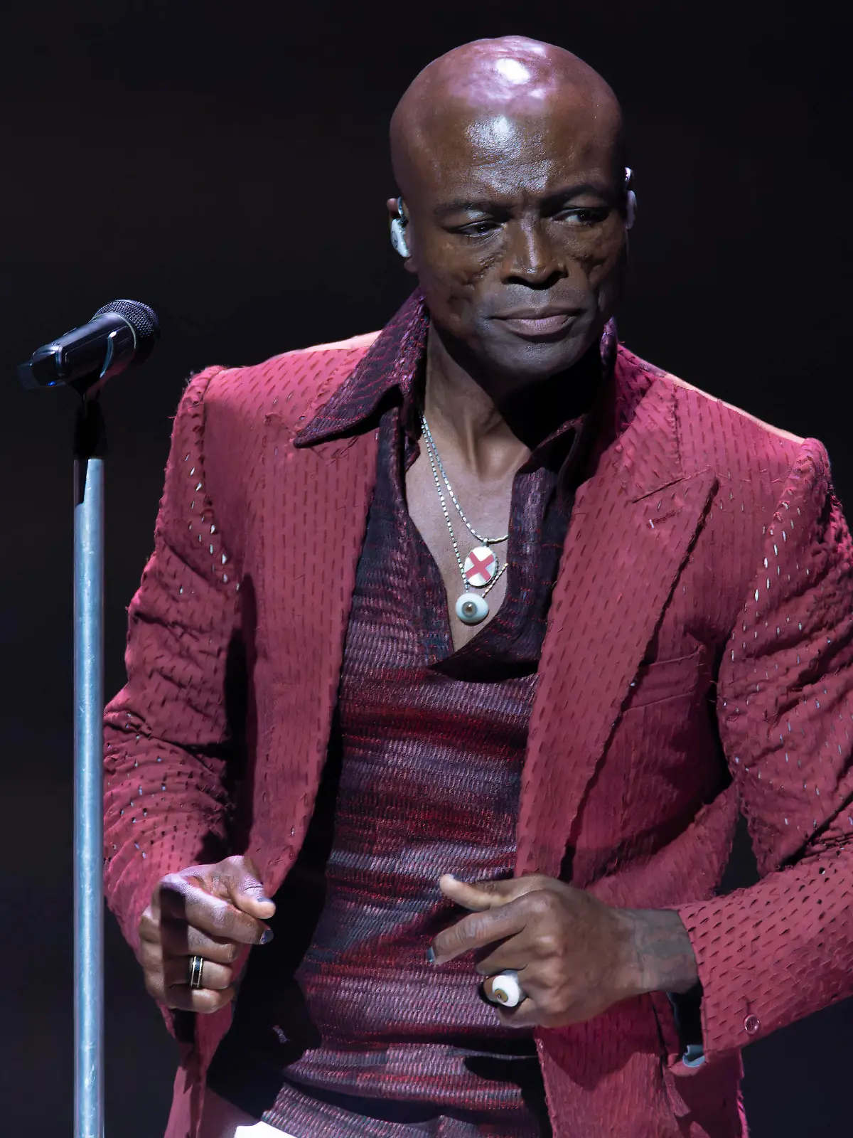 Seal performs at Manchester Opera House British singer Seal performs at Manchester Opera House, Manchester, 16th September 2023, Credit:Mike Gray / Avalon PUBLICATIONxNOTxINxUKxFRAxUSA Copyright: xMikexGrayx/xAvalonx 0805967394