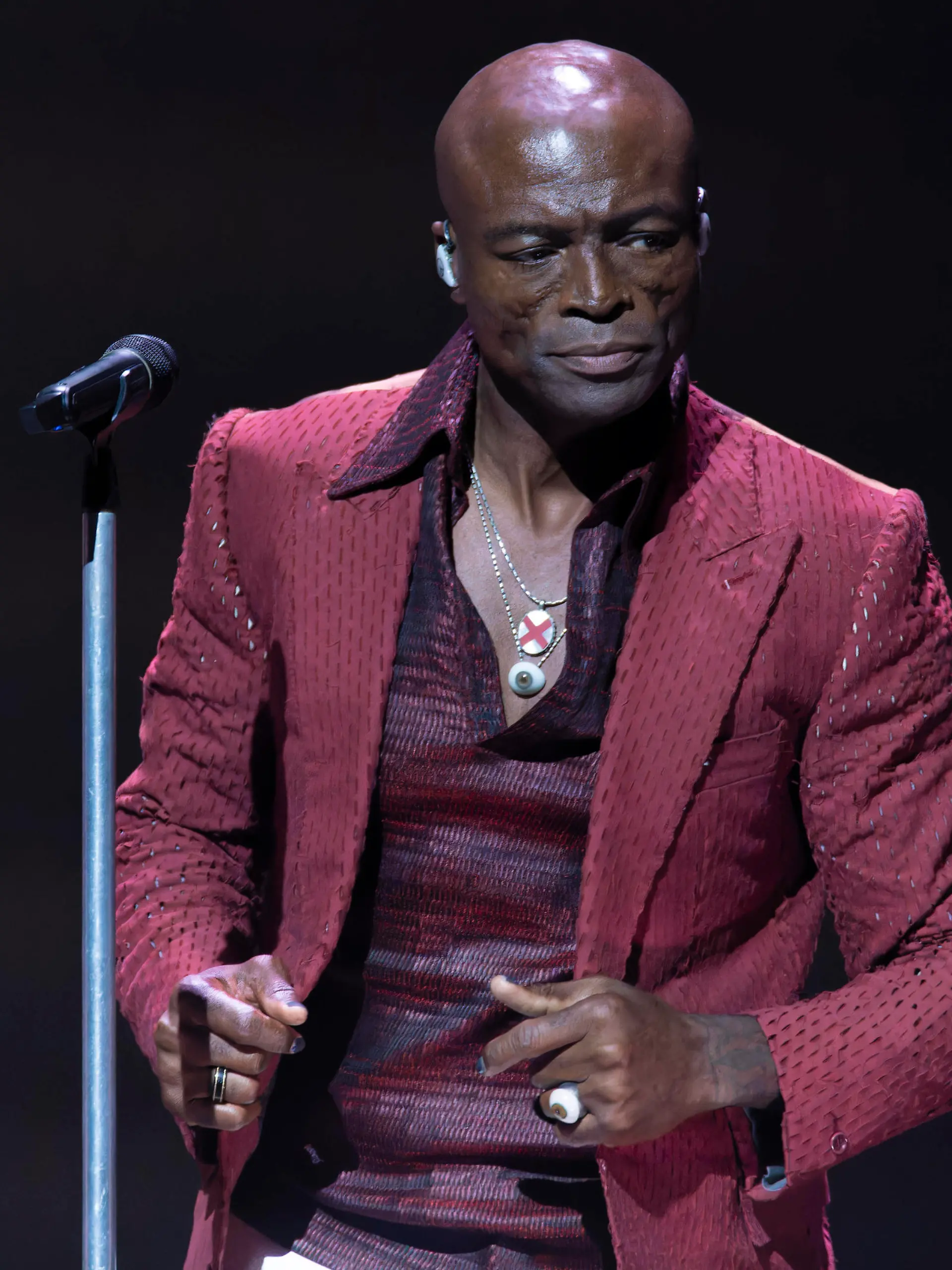 Seal performs at Manchester Opera House British singer Seal performs at Manchester Opera House, Manchester, 16th September 2023, Credit:Mike Gray / Avalon PUBLICATIONxNOTxINxUKxFRAxUSA Copyright: xMikexGrayx/xAvalonx 0805967394