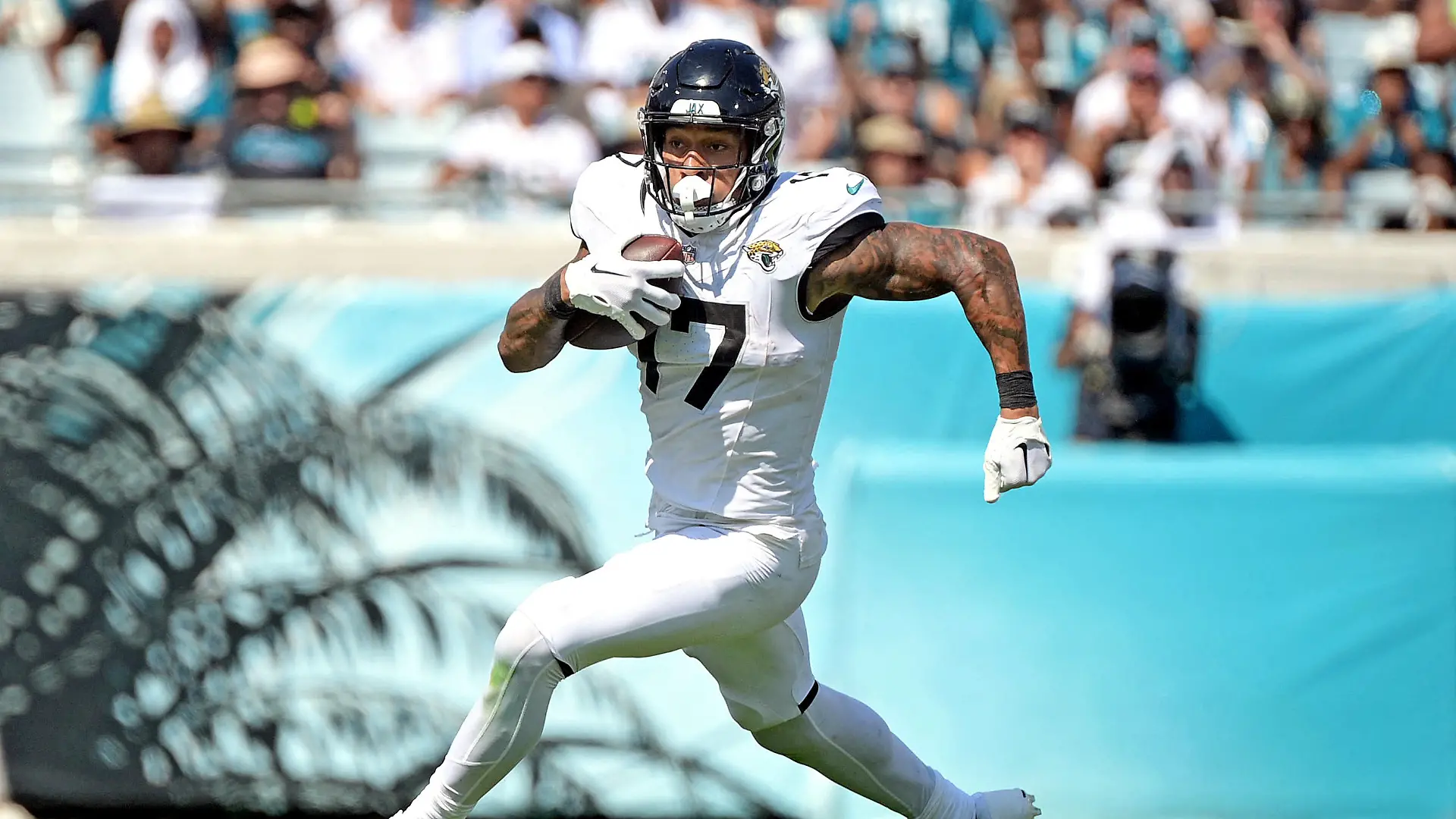 Sep 24, 2023; Jacksonville, Florida, USA; Jacksonville Jaguars tight end Evan Engram (17) runs the ball during the second half against the Houston Texans at EverBank Stadium. Mandatory Credit: Melina Myers-USA TODAY Sports