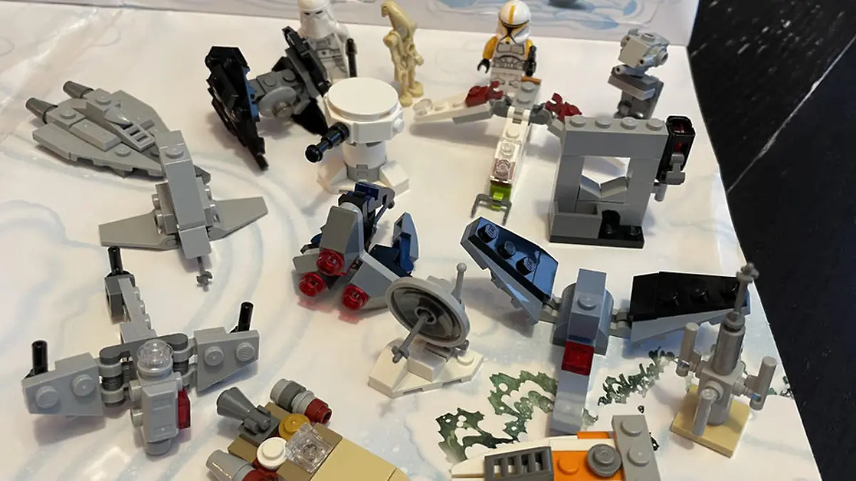 Lego-Kalender von Star Wars: jede Menge Fahr- und Fluggeräte