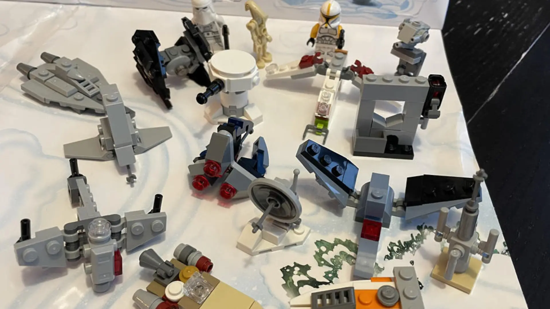 Lego-Kalender von Star Wars: jede Menge Fahr- und Fluggeräte