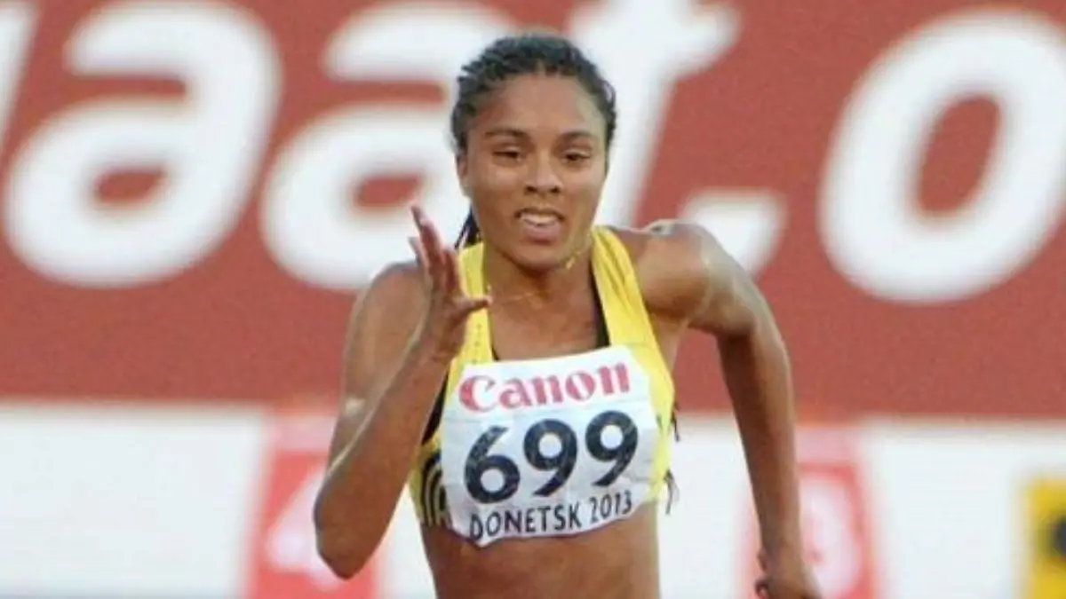 Track and Field: IAAF World Youth Championships-Evening Session Jul 11, 2013 Donetsk, UKRAINE Ky Westbrook USA, right, and Ariana Washington USA, right, place first and second in the womens 100m in the 2013 IAAF World Youth Championships at Olimpiyskyi Stadium. Irene Eklund SWE, center, was fifth. Donetsk Olimpiyskyi Stadium Ukraine United States, EDITORIAL USE ONLY PUBLICATIONxINxGERxSUIxAUTxONLY Copyright: xKirbyxLee-USAxTODAYxSportsx 7336753