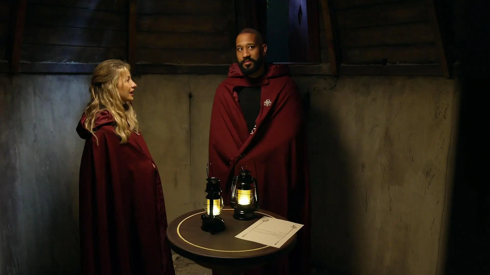 Anna-Carina und Jalil schmieden eiskalten Plan Bei "Die Verräter" ist ALLES möglich