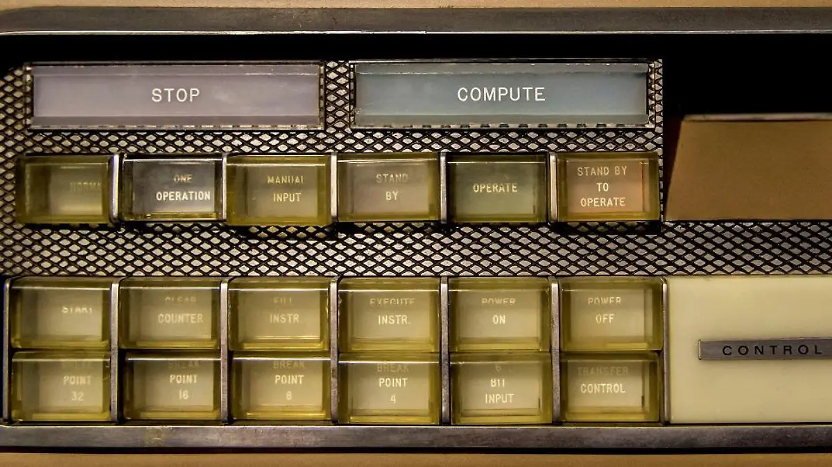 Nov. 09, 2013 - Mountain View, California, U.S. - The Librascope General Precision LGP-30 from 1956 on display at the Computer History Museum in Silicon Valley