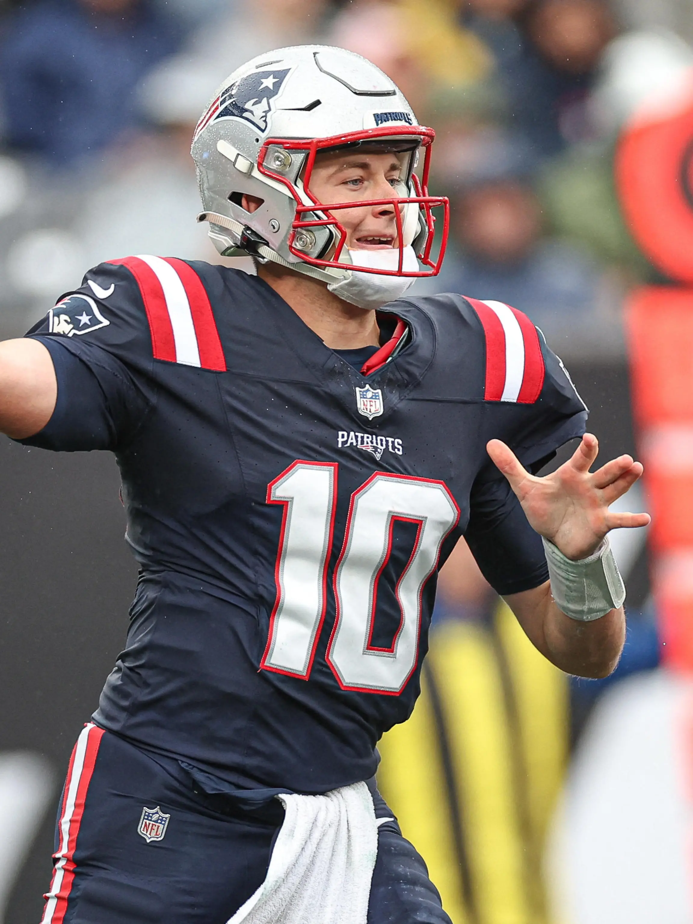 Sep 24, 2023; East Rutherford, New Jersey, USA; New England Patriots quarterback Mac Jones (10) throws the ball during the first half against the New York Jets at MetLife Stadium. Mandatory Credit: Vincent Carchietta-USA TODAY Sports