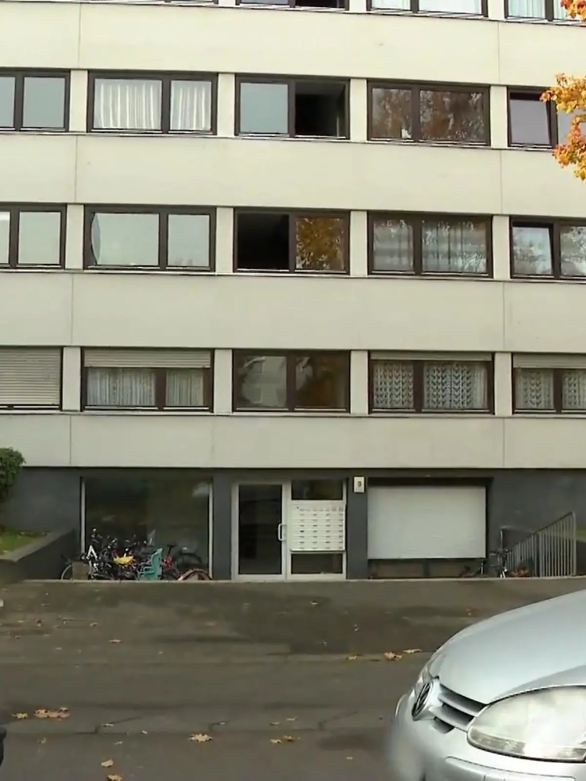 Bild zu: "Haus musste evakuiert werden"