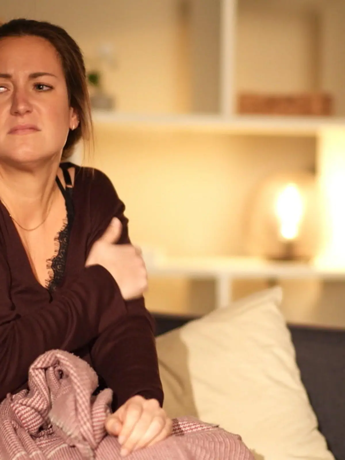 Fühlen Sie sich auch manchmal müde? Haben Augenringe, Schlafprobleme oder Magen-Darm-Probleme? Man könnte meinen, das liegt vielleicht einfach am Stress. Viele Heilpraktiker sehen das aber anders. Die vermeintliche Krankheit HPU soll dahinter stecken! Unsere Reporterin Caroline Gall macht den Test, ob auch sie betroffen ist – das Ergebnis sehen Sie im Video.