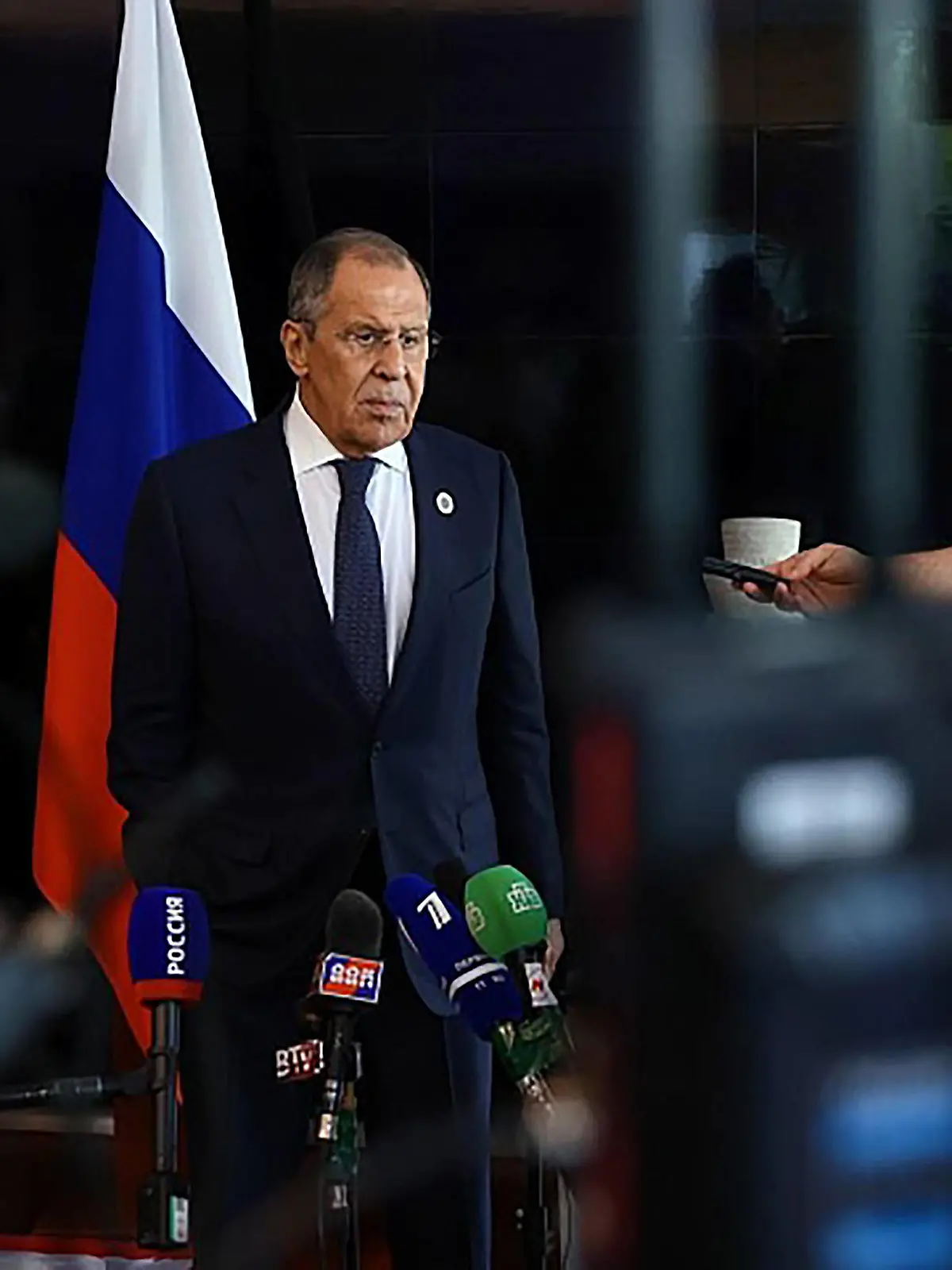  Russia s Foreign Minister Sergey Lavrov arrives to attend the G20 Summit at Ngurah Rai International airport at Tuban, Badung regency on Indonesia s resort island of Balii, on November 13, 2022. 1 IND2022111303 RussianxFMxPressxOffice