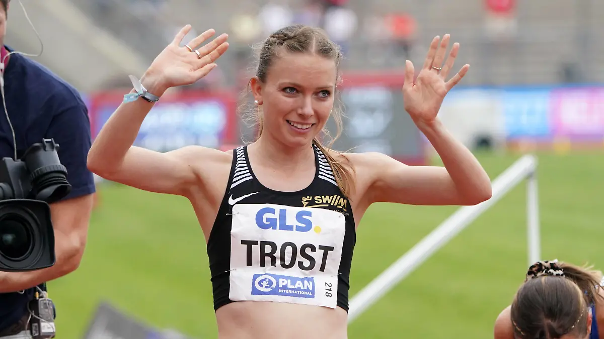 Leichtathletik, athletics, Deutsche Meisterschaften 2023, 09.07.2023, Auerstadion Kassel 1500m Frauen Finale ,Katharina Trost LG Stadtwerke München *** Leichtathletik, athletics, German Championships 2023, 09 07 2023, Auerstadion Kassel 1500m women final ,Katharina Trost LG Stadtwerke München