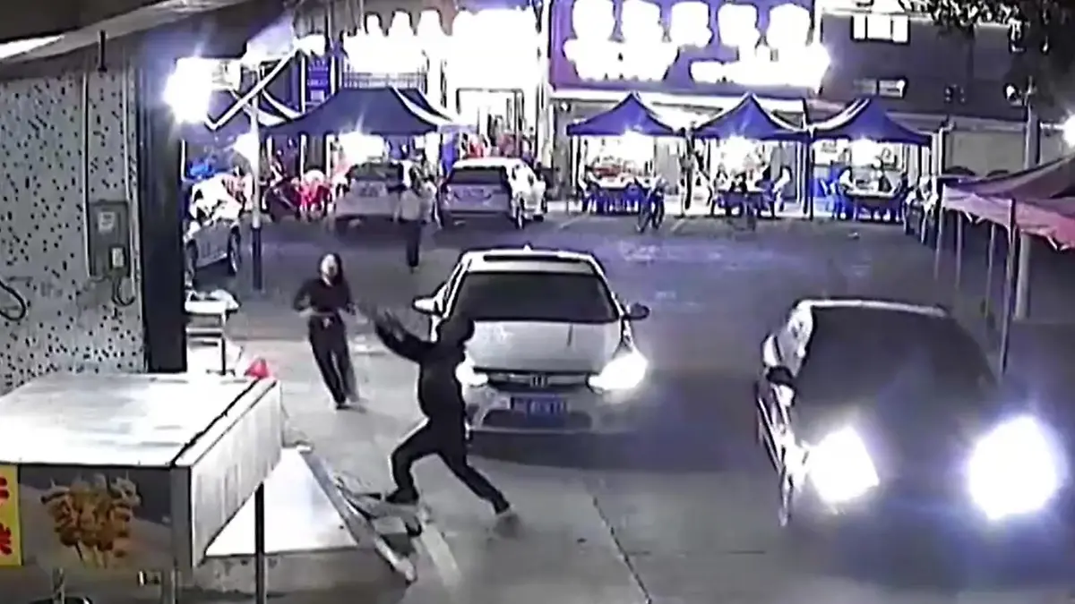 Li Minglin rettete den Jungen in der chinesischen Stadt Huaiji.