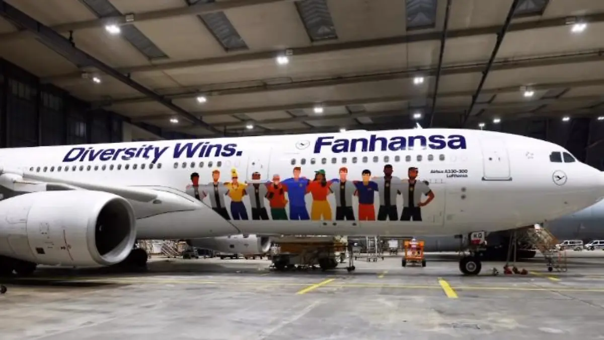 Die Lufthansa zeigt den DFB-Team-Flieger 2022.