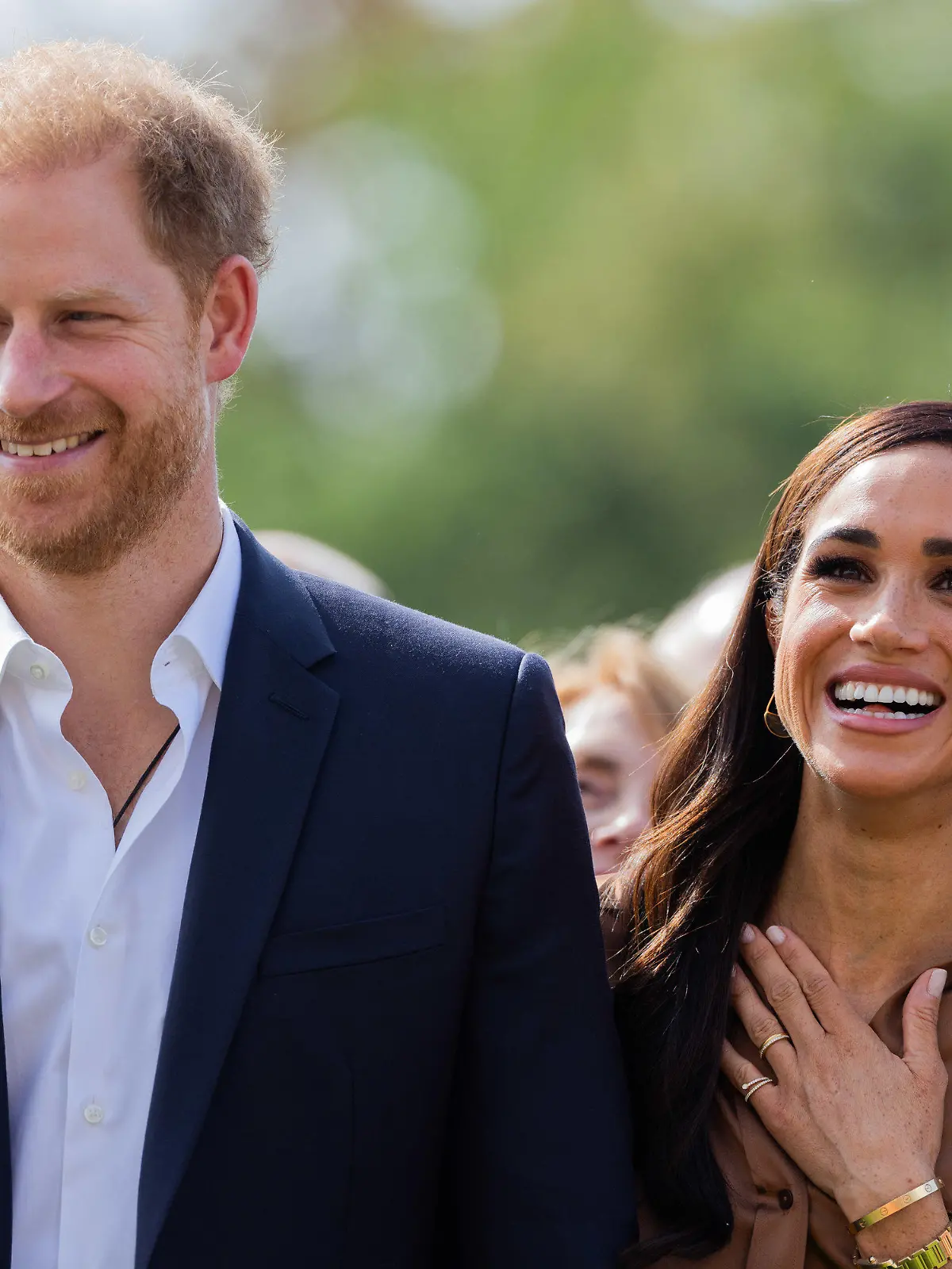 14.09.2023, Nordrhein-Westfalen, Düsseldorf: Prinz Harry, Herzog von Sussex, und seine Frau Meghan, Herzogin von Sussex, nehmen an einem Treffen mit Vertretern der NATO teil am Rande der 6. Invictus Games an der Merkur Spiel-Arena. Foto: Rolf Vennenbernd/dpa +++ dpa-Bildfunk +++