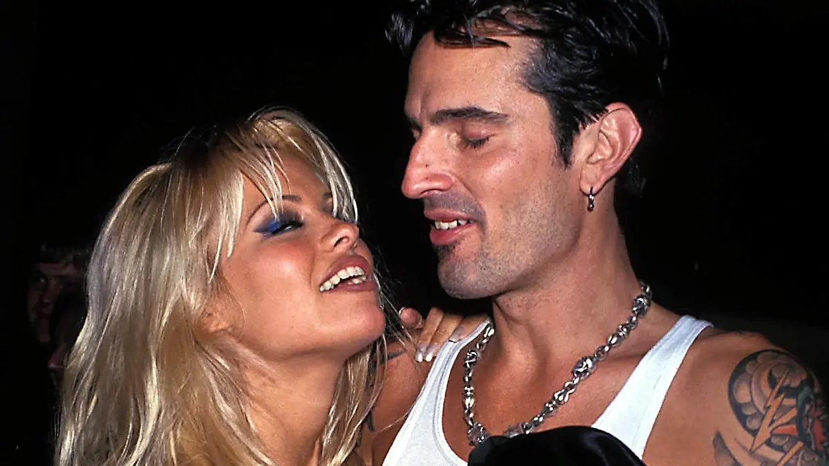 Jan. 1, 2011 - K0796LR.1995 GRAMMY AWARDS AFTER PARTY. LISA ROSE/ 1995.PAMELA ANDERSON AND TOMMY LEE - ZUMAg49_
