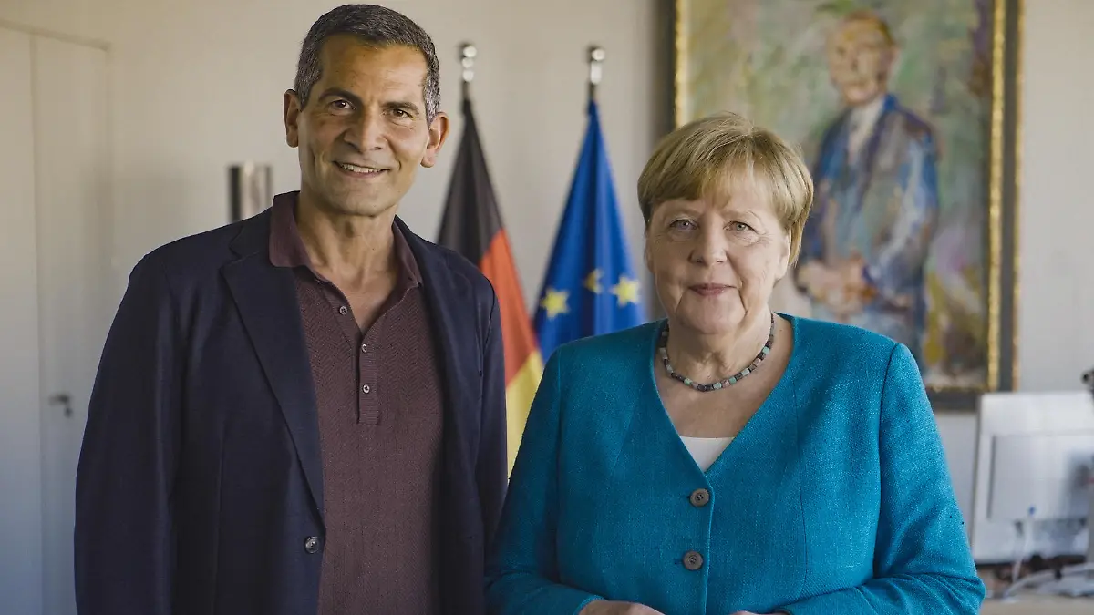 Mitri Sirin, Angela Merkel