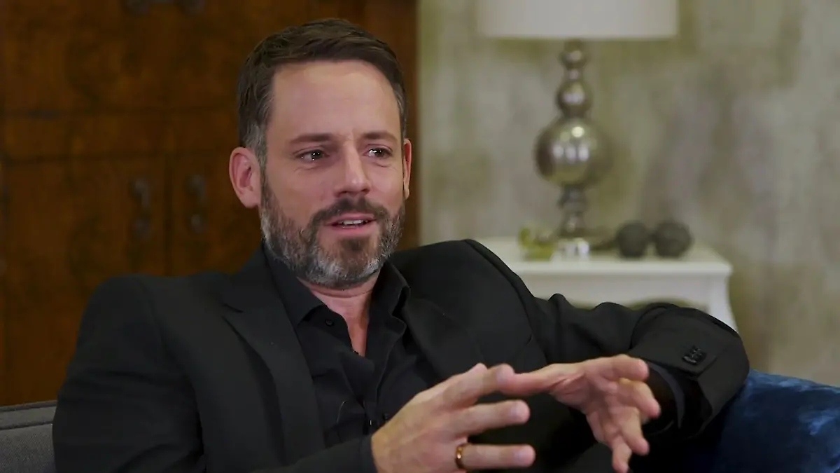 Matthias Brüggenolte geht das Thema Vatersein besonders nah Beim AWZ-Schauspieler brechen alle Dämme