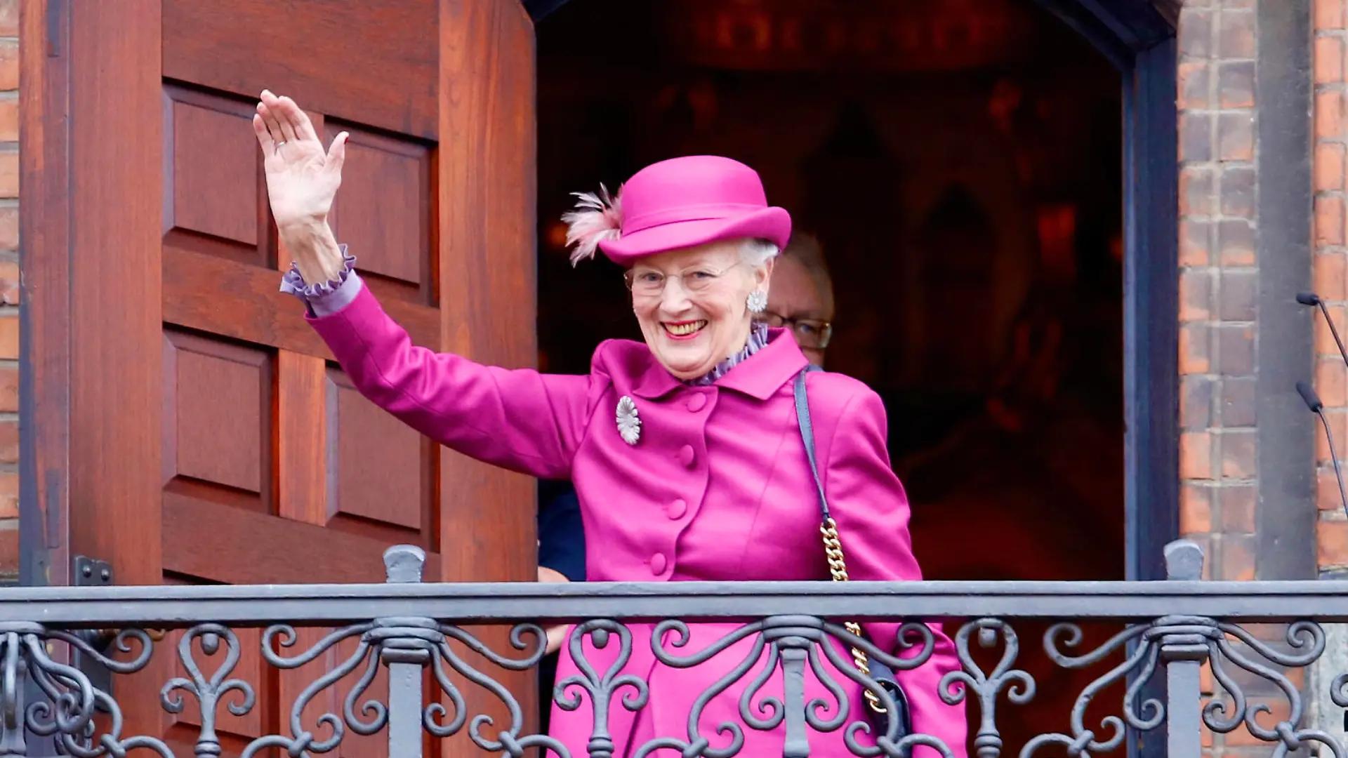 12-11-2022 Denmark Queen Margrethe attend the reception at City Hall as part of the celebrations for the 50th Jubilee of the Danish Queen in Copenhagen.  PUBLICATIONxINxGERxSUIxAUTxONLY Copyright: xPPEx 