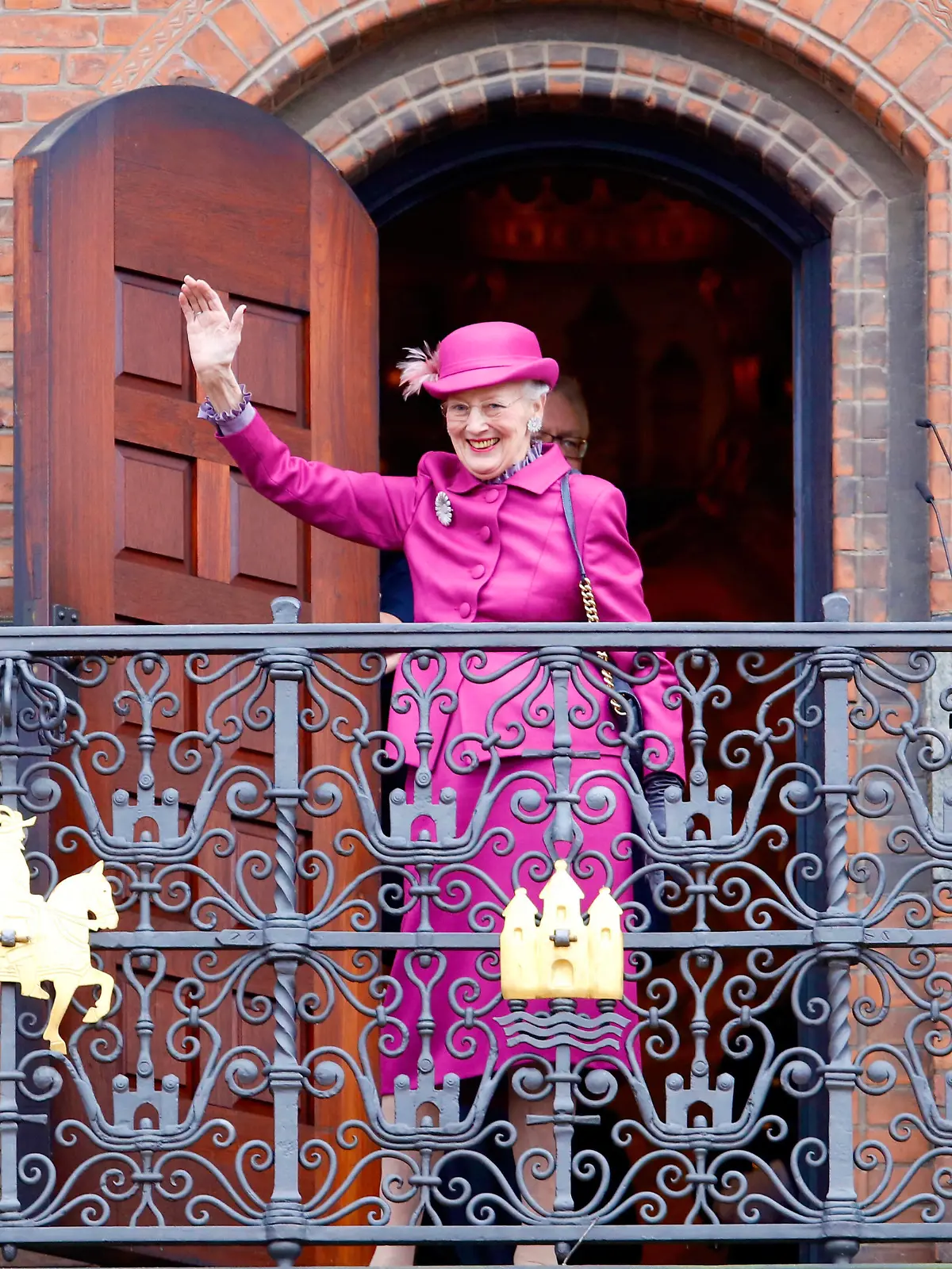 12-11-2022 Denmark Queen Margrethe attend the reception at City Hall as part of the celebrations for the 50th Jubilee of the Danish Queen in Copenhagen.  PUBLICATIONxINxGERxSUIxAUTxONLY Copyright: xPPEx 