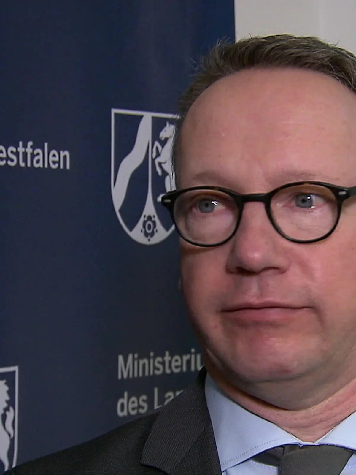 Bild zu: "NRW-Justizminister in Kritik"
