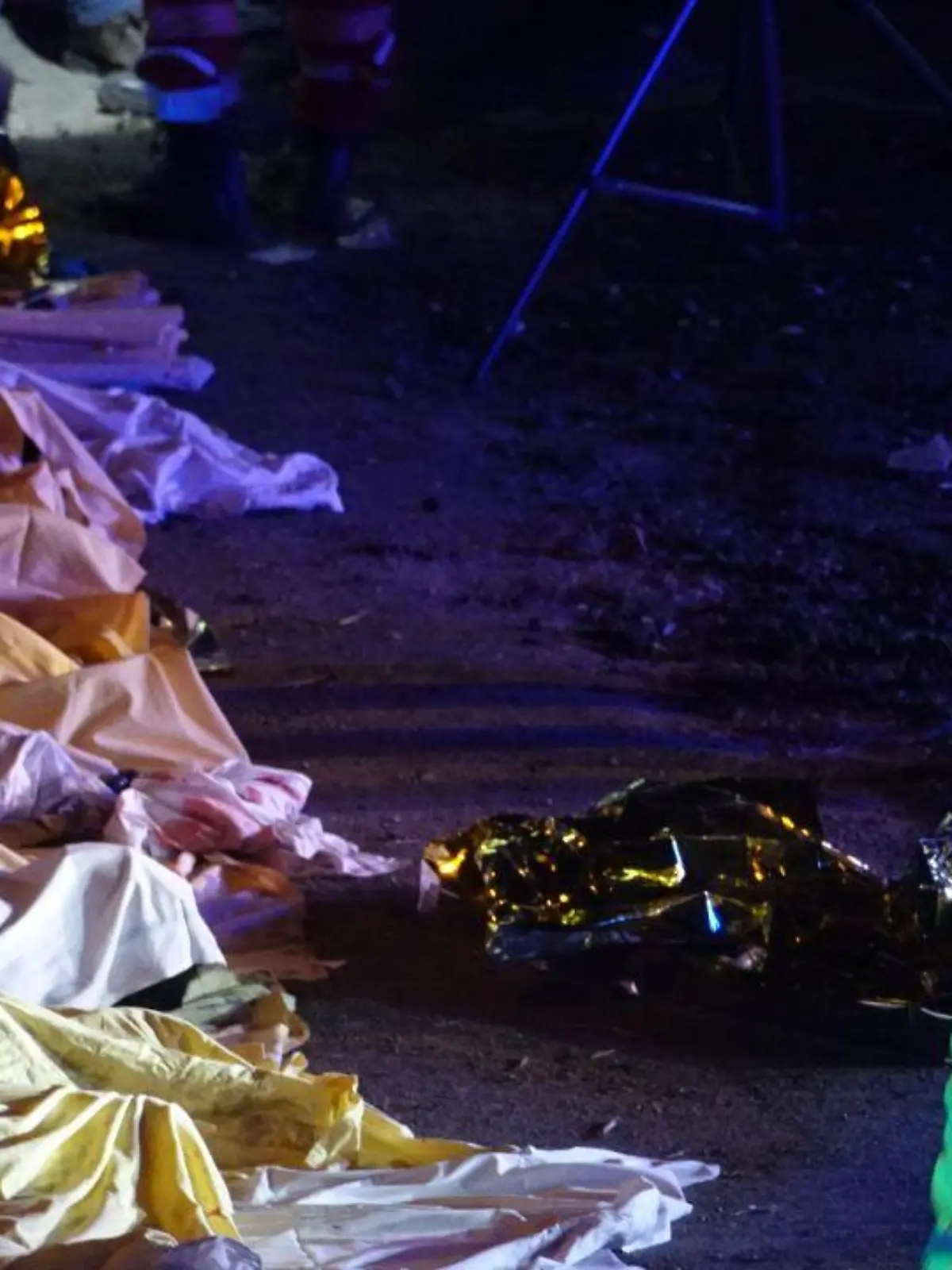 October 3, 2023 Mestre, Italy
news
Hybrid bus falls from overpass and bursts into flames, 21 dead including 2 children. Searches underway / action press