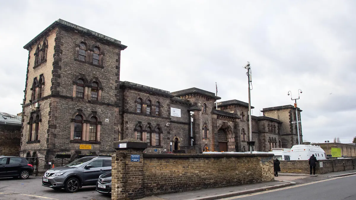 ARCHIV - 08.12.2021, Großbritannien, London: Außenaufnahme des HM Prison Wandsworth in London. Nach dem Urteil Ende April wurde Boris Becker ins Wandsworth-Gefängnis im Londoner Süden gebracht. Die Haftanstalt blieb nur eine Zwischenstation. Seit mehr als fünf Monaten ist Becker nun im Huntercombe-Gefängnis, das unter eine niedrigere Sicherheitsstufe fällt. Becker ist wegen seiner Insolvenzstraftaten zu zweieinhalb Jahren Haft verurteilt worden. (zu dpa: «Tennis-Ass hinter Gittern - Boris Becker sitzt sechs Monate in Haft») Foto: Sabrina Merolla/ZUMA Press Wire/dpa +++ dpa-Bildfunk +++