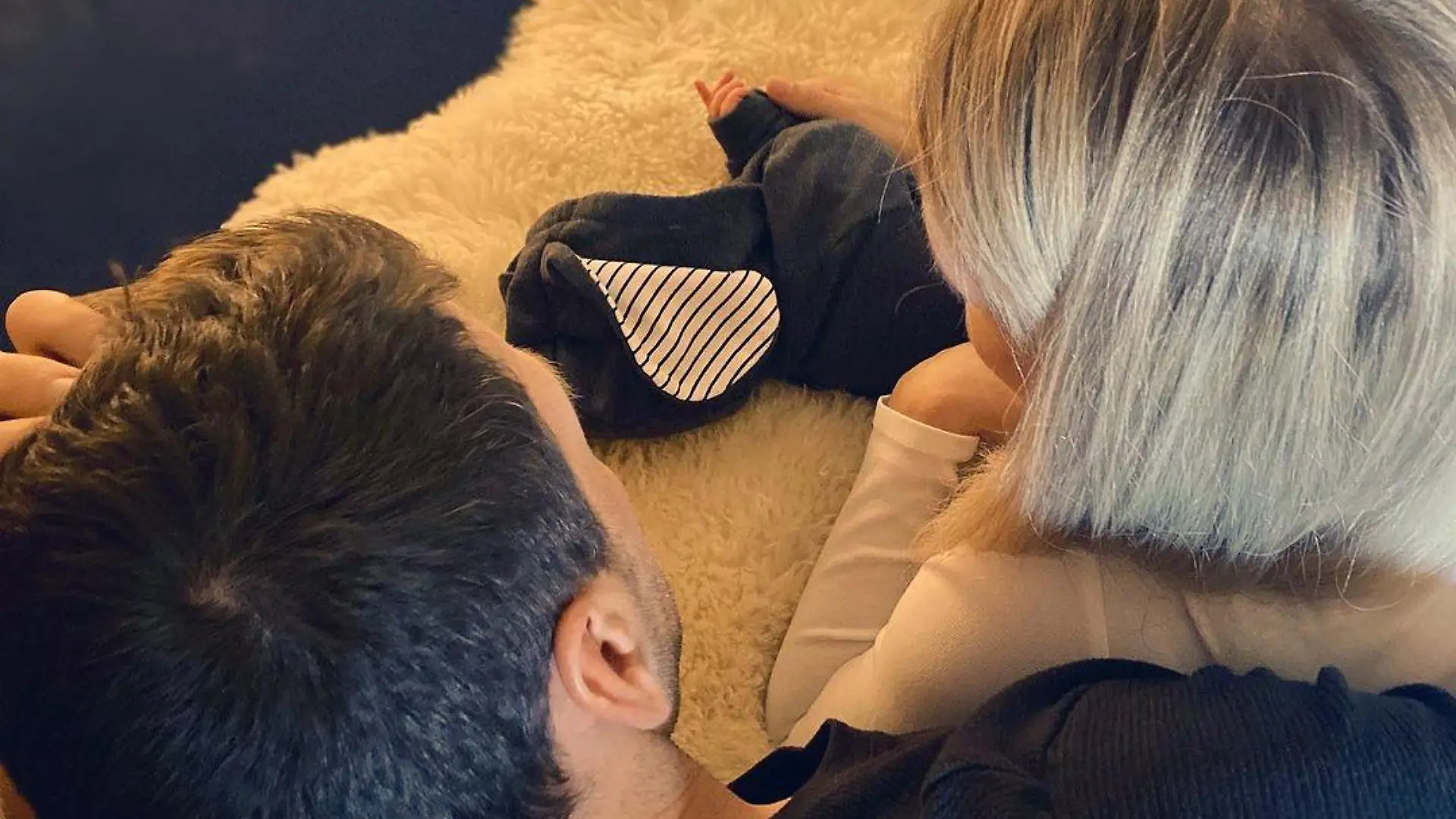 David und Katharina Komatz sind zum ersten Mal Eltern geworden.