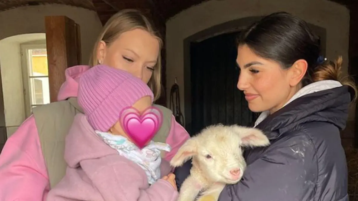 Cheyenne Ochsenknecht mit Yeliz Koc und Snow
