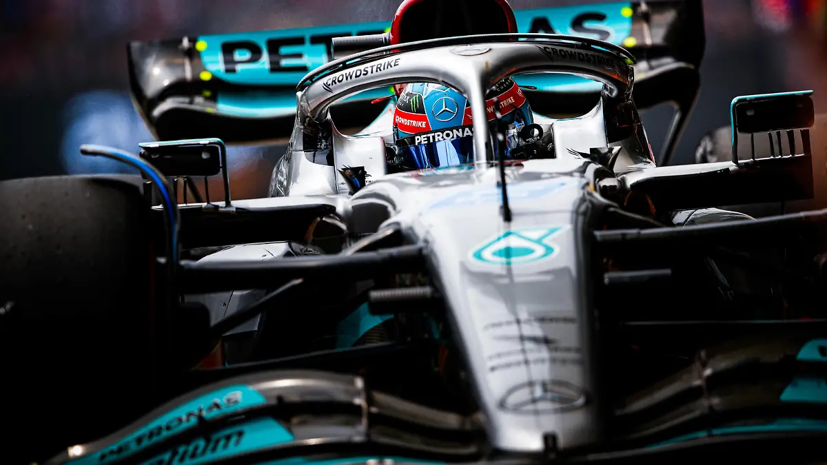  63 RUSSELL George gbr, Mercedes AMG F1 Team W13, action during the Formula 1 Heineken Grande Premio de Sao Paulo 2022, Sao Paulo Grand Prix Grand Prix 2022, 21st round of the 2022 FIA Formula One World Championship, WM, Weltmeisterschaft from November 11 to 13, 2022 on the Interlagos Circuit, in Sao Paulo, Brazil - F1 - SAO PAULO GRAND PRIX 2022 DPPI/Panoramic PUBLICATIONxNOTxINxFRAxITAxBEL 00122047__V2_7783