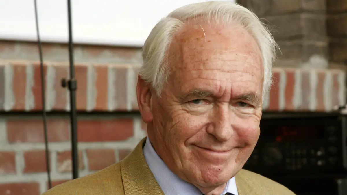 Publizist Wolf Schneider GER auf dem NRW-Journalistentag 2005 des Deutschen Journalistenverbands DJV in Bochum