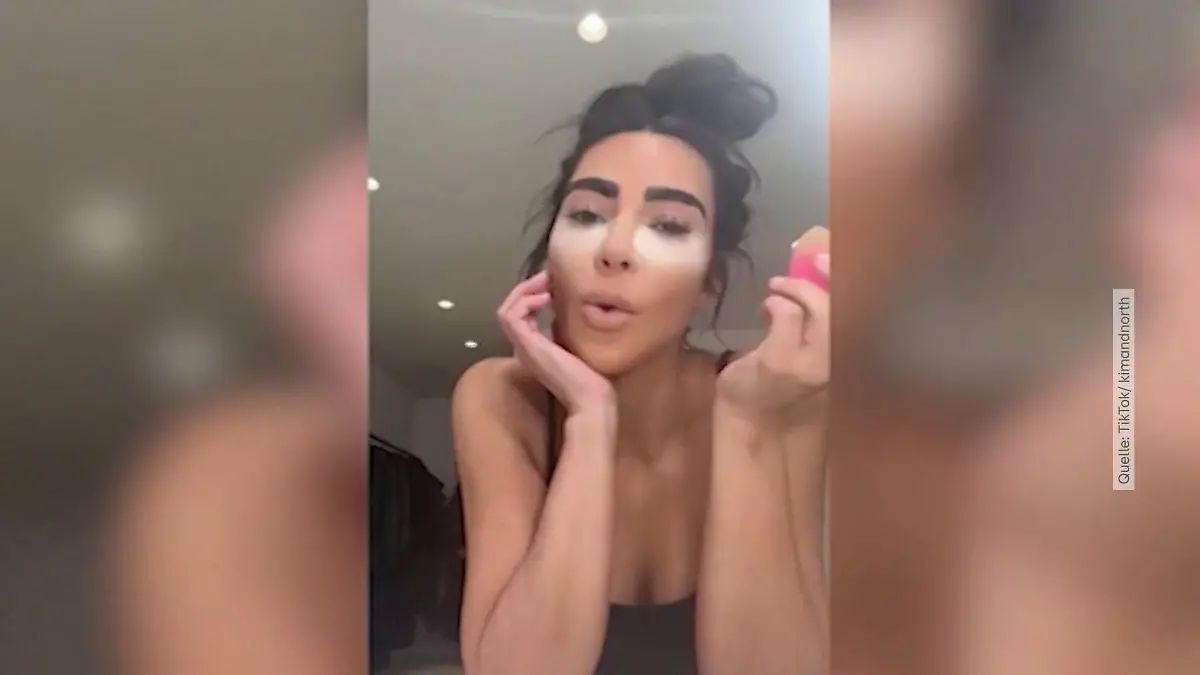 Kim Kardashian ohne Make-up und Filter Seltener Anblick!
