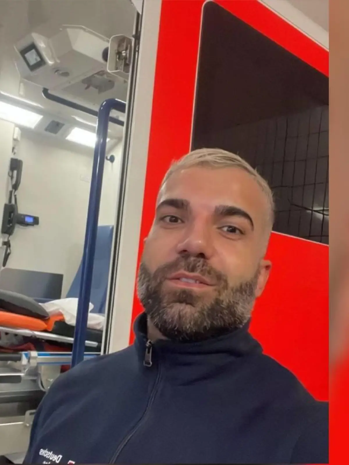 Rafi Rachek ist jetzt Rettungssanitäter.